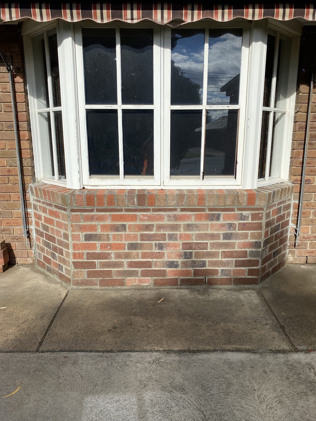 Brick bay window ready for cladding trim work